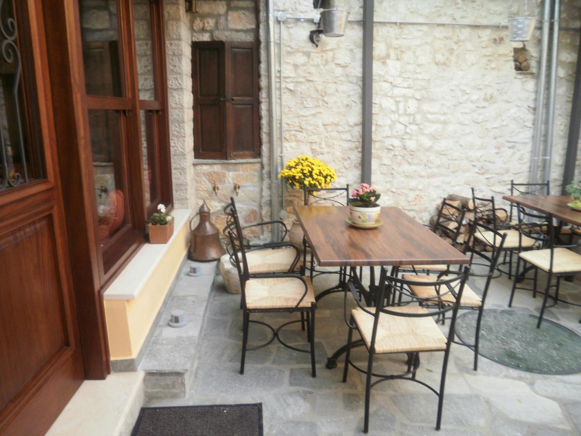 Hagiati Guesthouse Ioannina Exterior foto